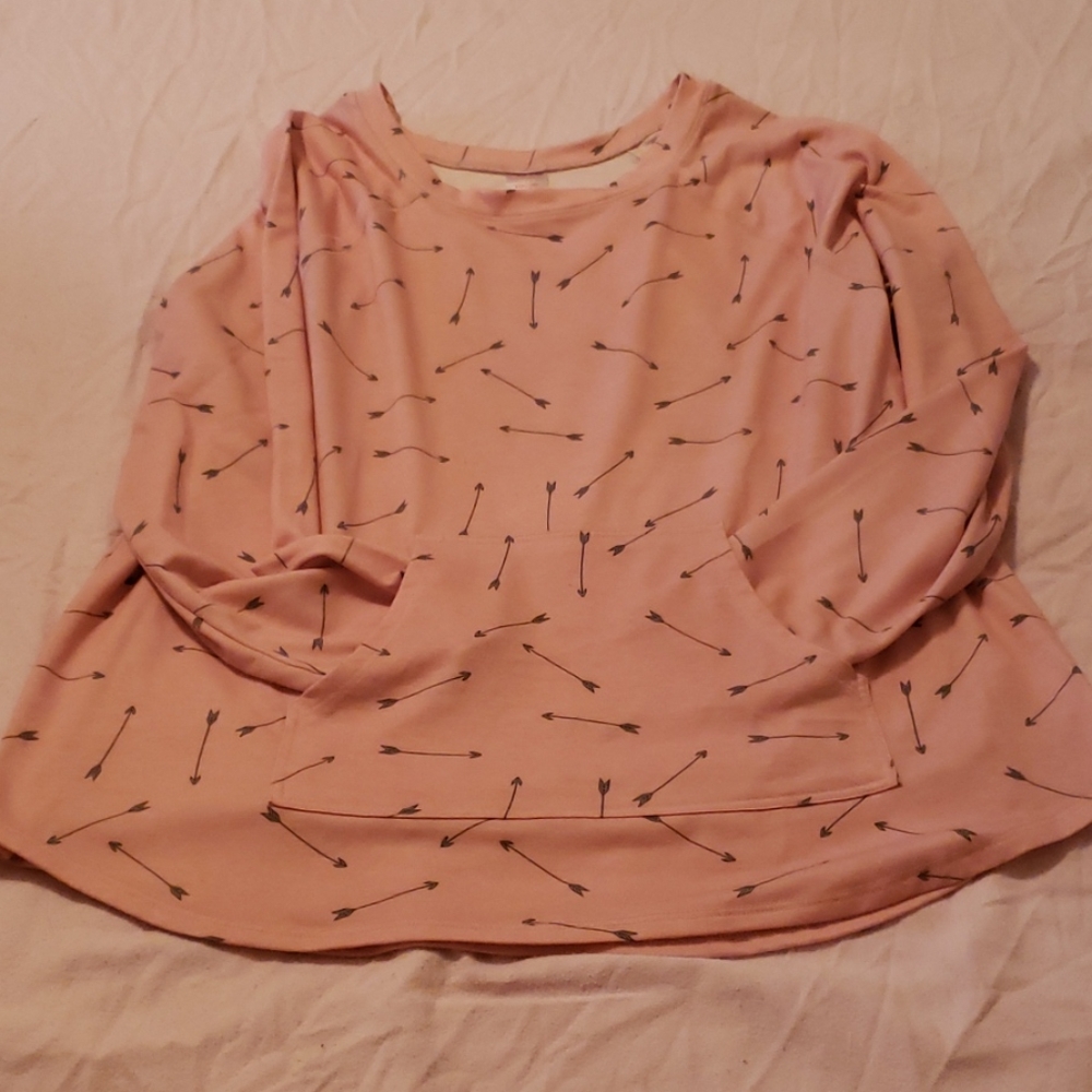 Pink arrow top